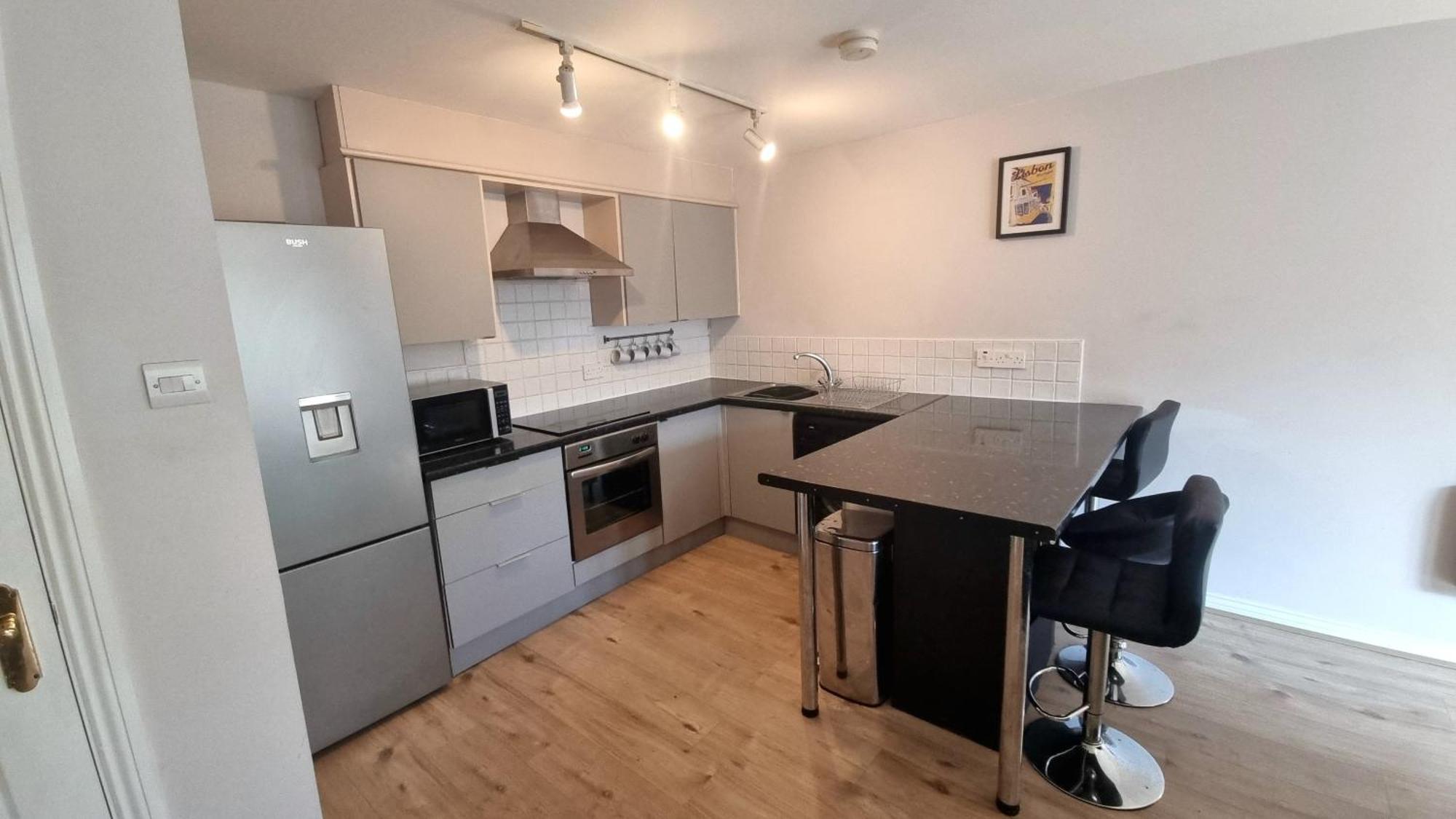 Cosy 2Br Modern Apt With Free Parking 리버풀 외부 사진
