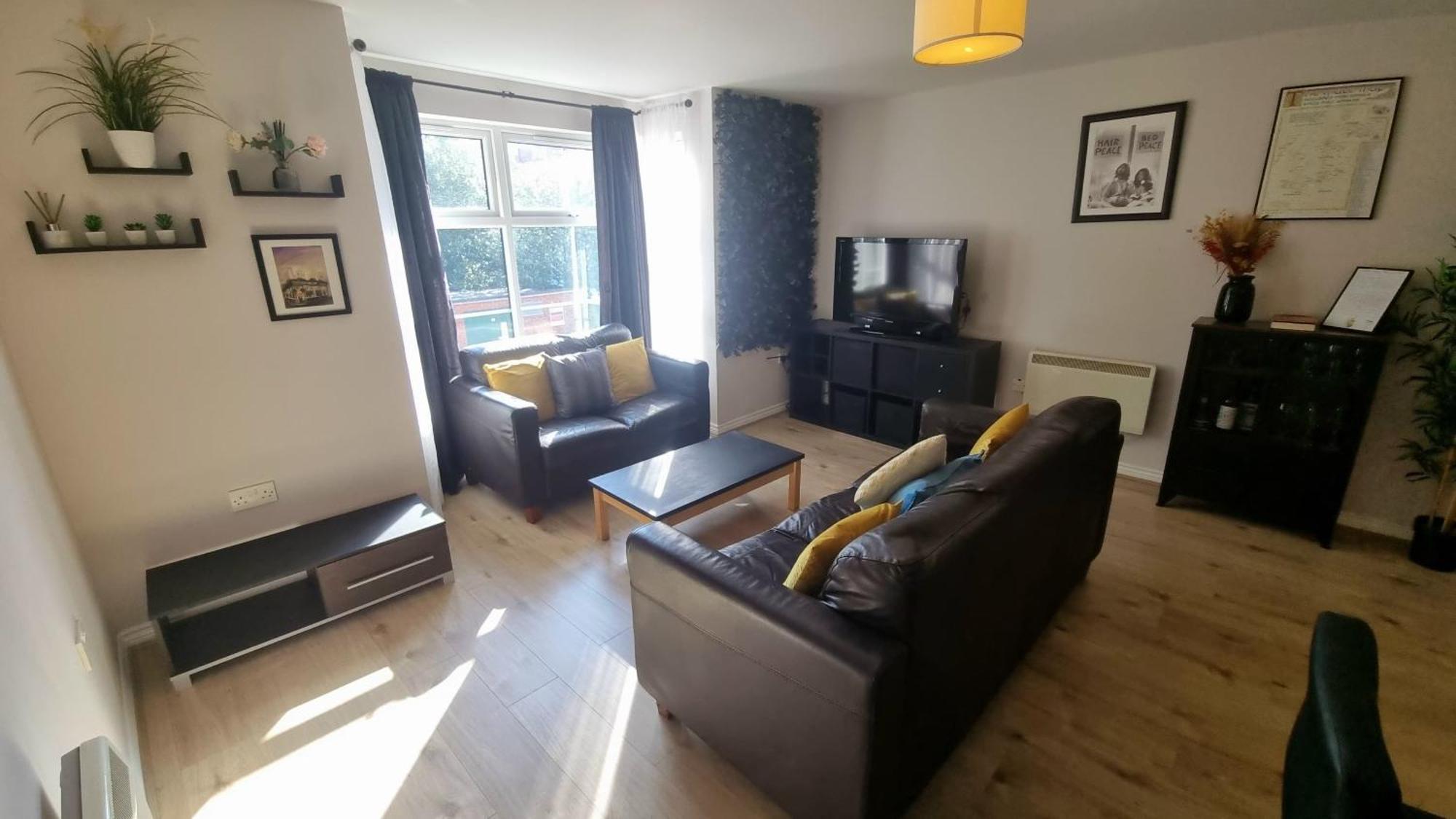 Cosy 2Br Modern Apt With Free Parking 리버풀 외부 사진